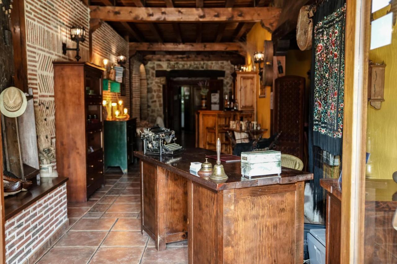 Posada Real De Carreteros Casarejos Екстер'єр фото