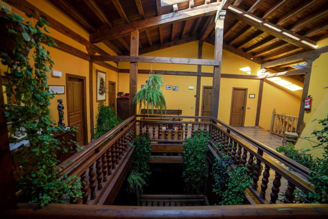 Posada Real De Carreteros Casarejos Екстер'єр фото
