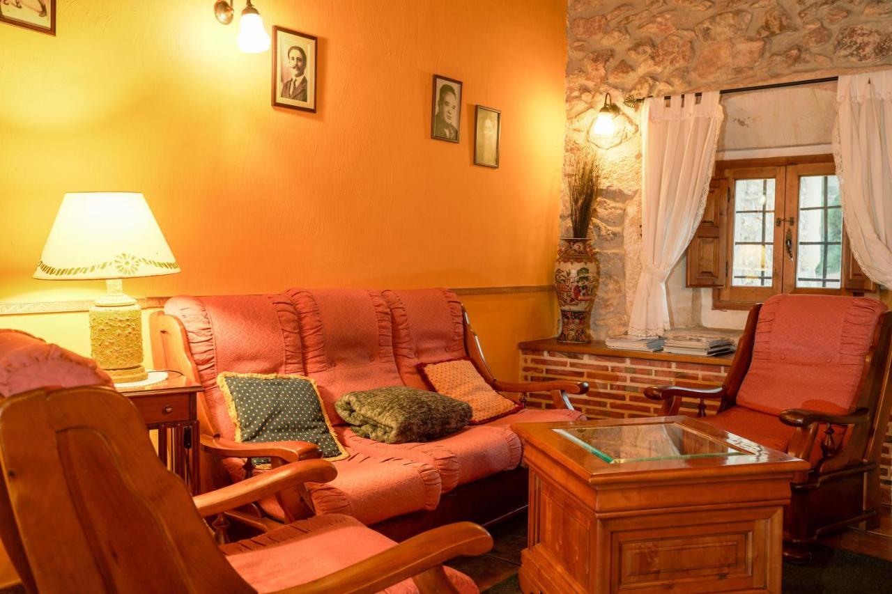 Posada Real De Carreteros Casarejos Екстер'єр фото